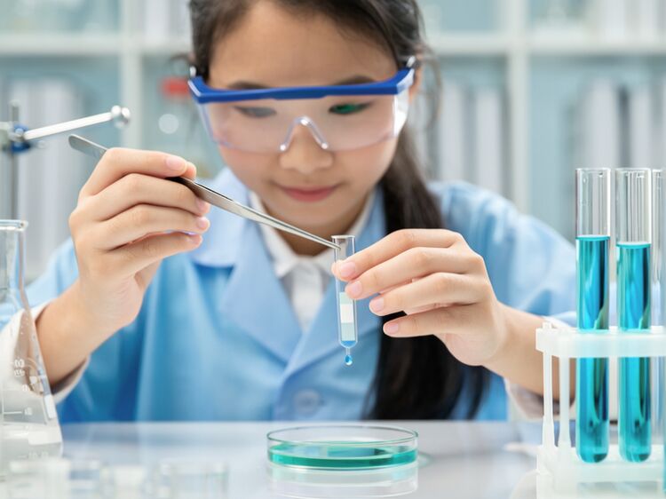 德閎國際學(xué)校